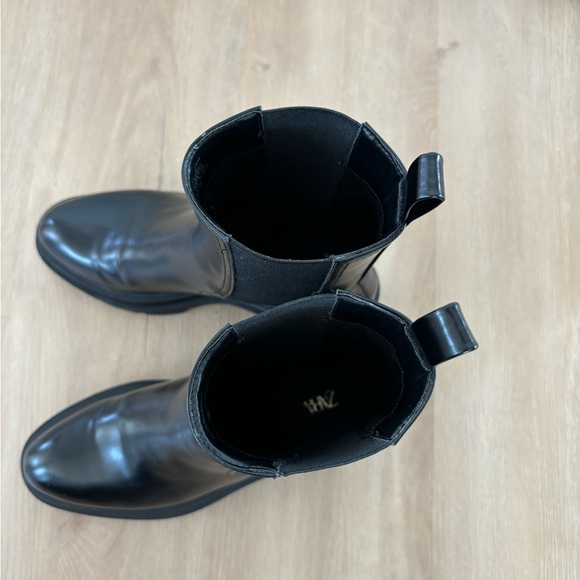 Zara CHUNKY SOLE FLAT ANKLE BOOTS for women size 8 - Picture 6 of 8